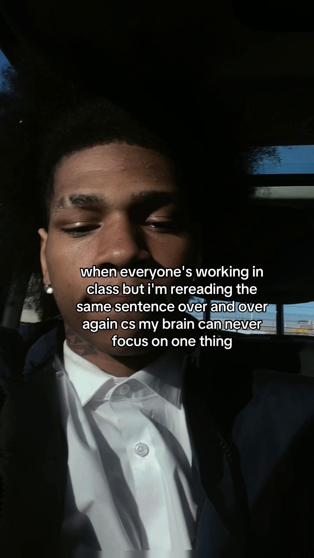 @⃟