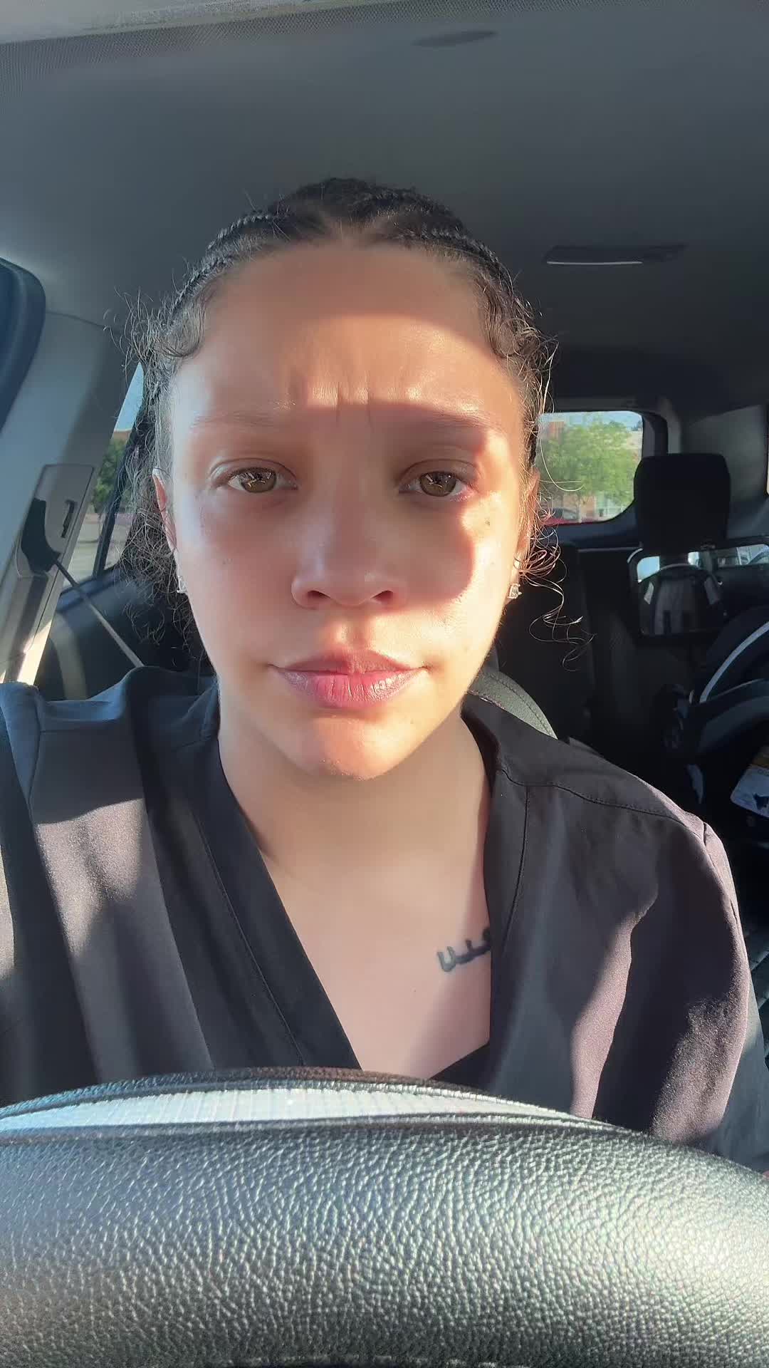 @Nicki Rayne✨