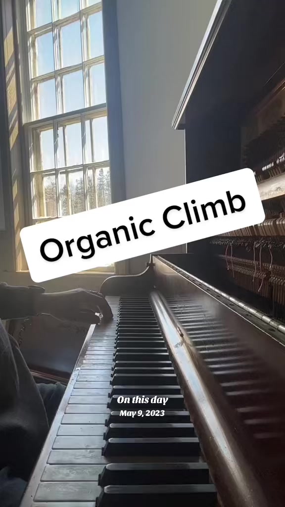 @PEI Sunsets & Old School Piano