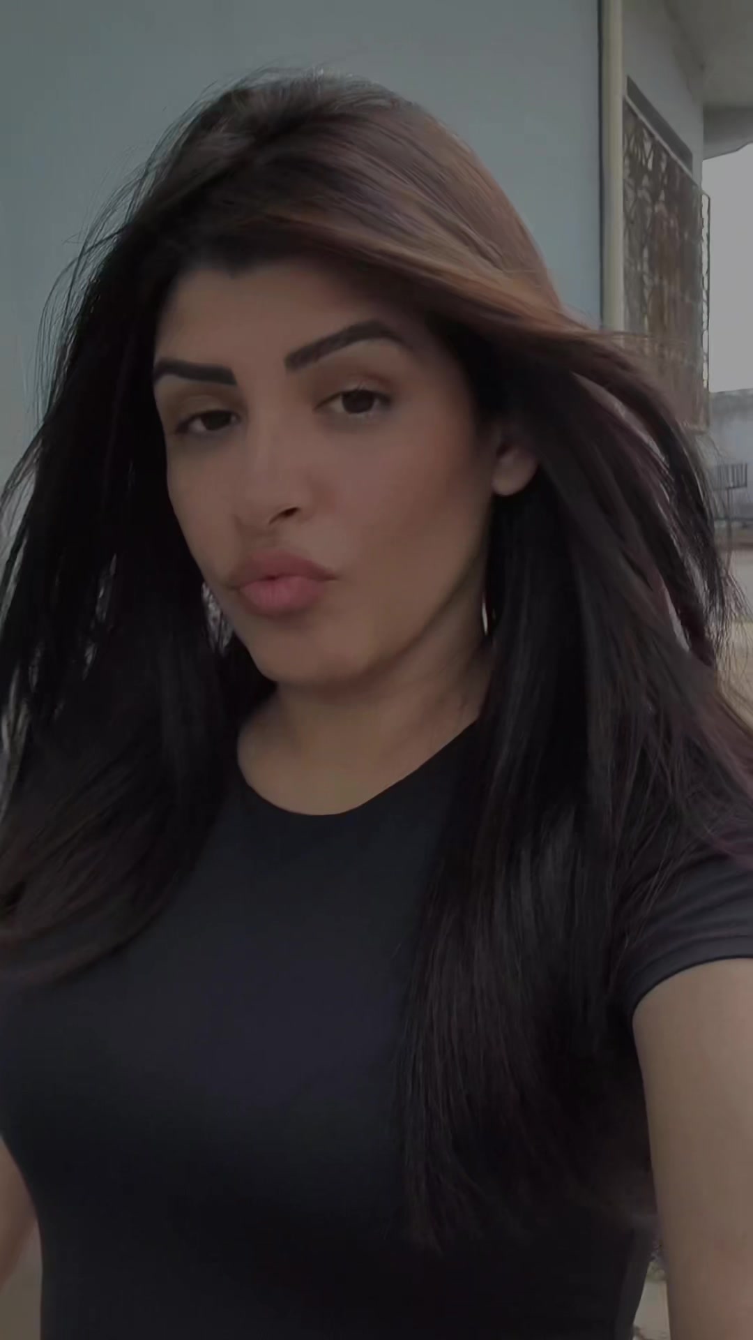 @Vania Santana