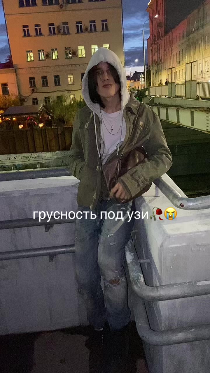 @1shitker