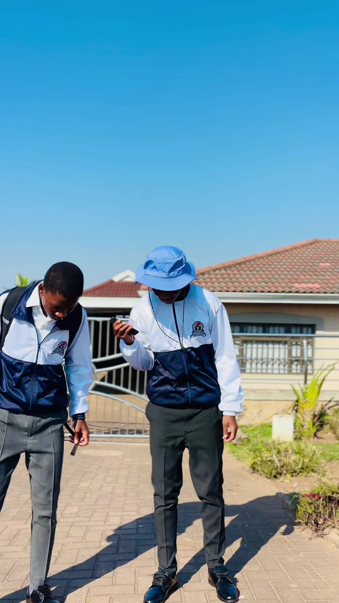 @Ama Kasi Twins 🇿🇦