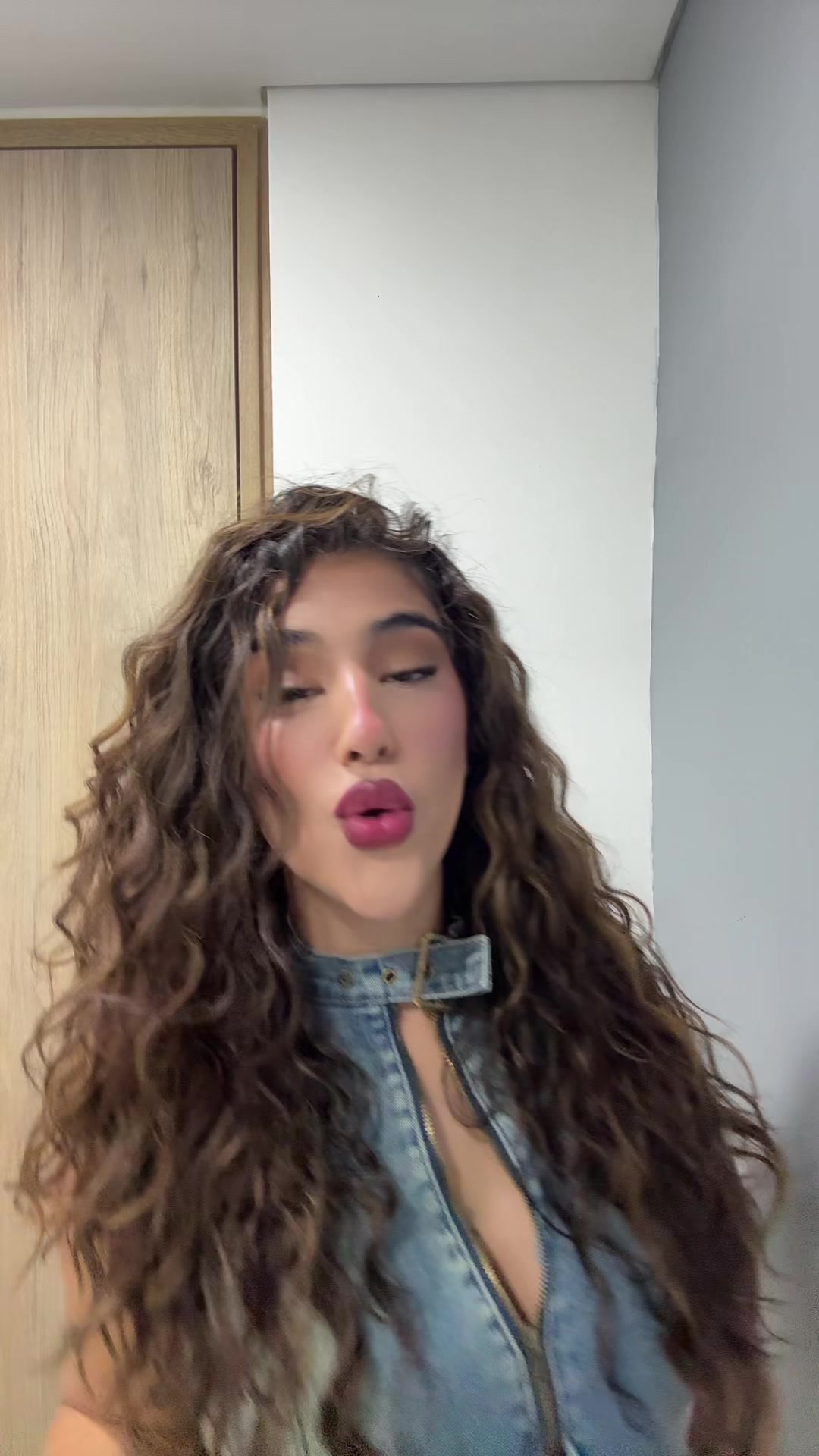 @Lalebarranco