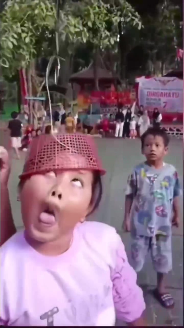 @cười ăn cớtt!!