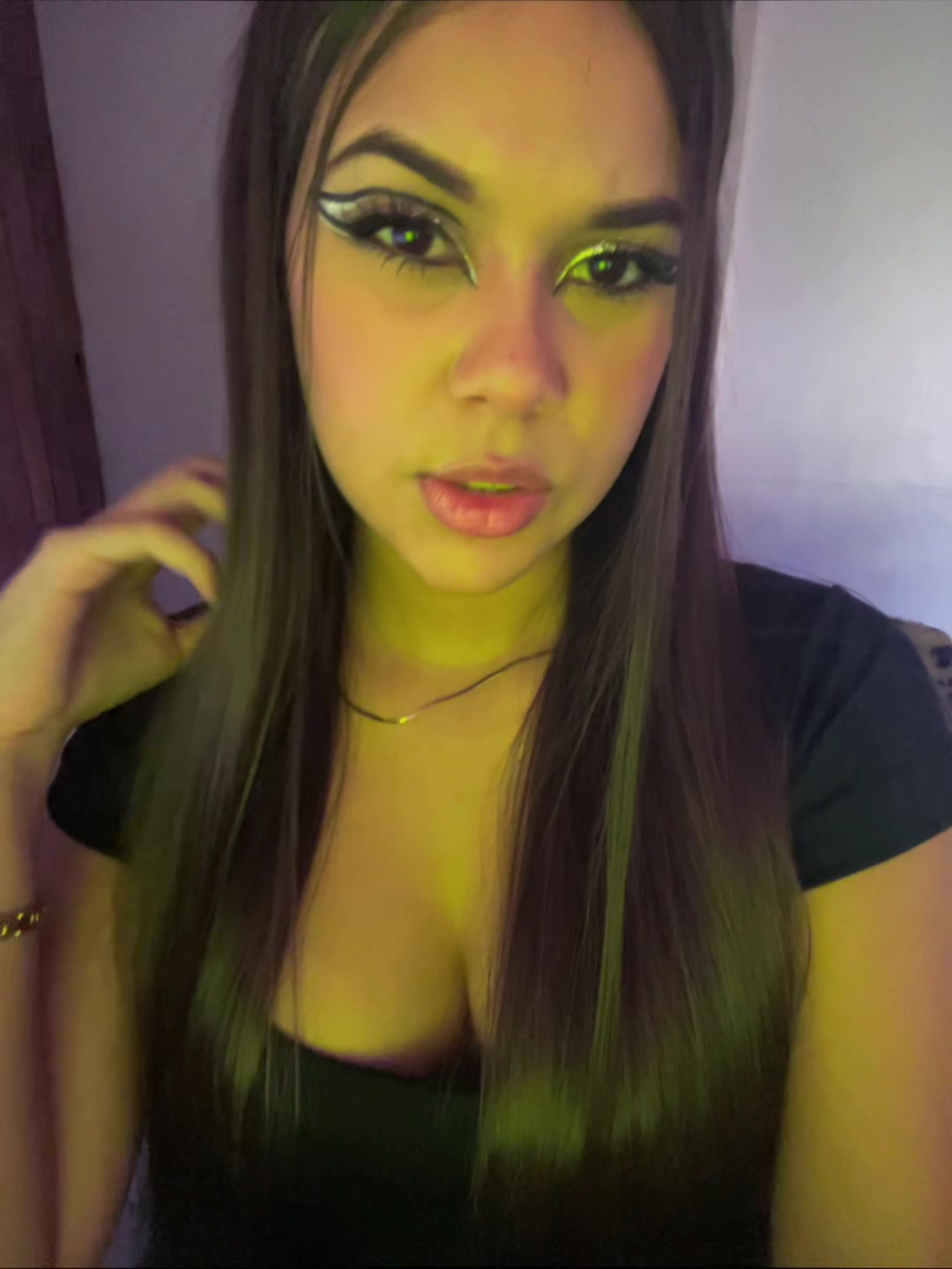 @𝐄𝐦𝐦𝐚
