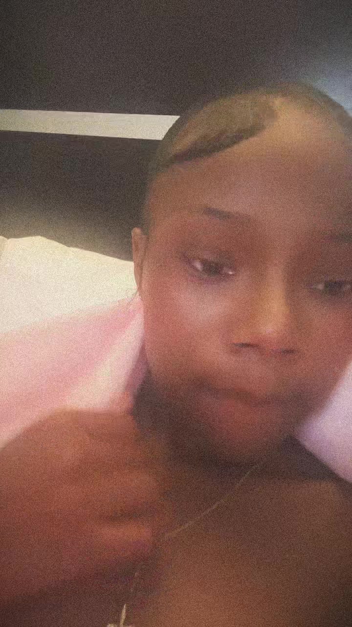 @naomithetopic