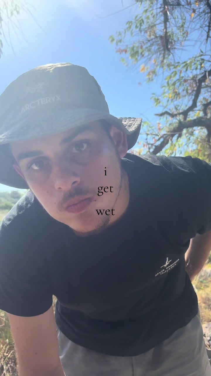 @rubí