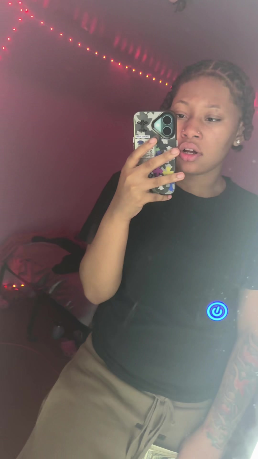 @Evil a$$ lightskin