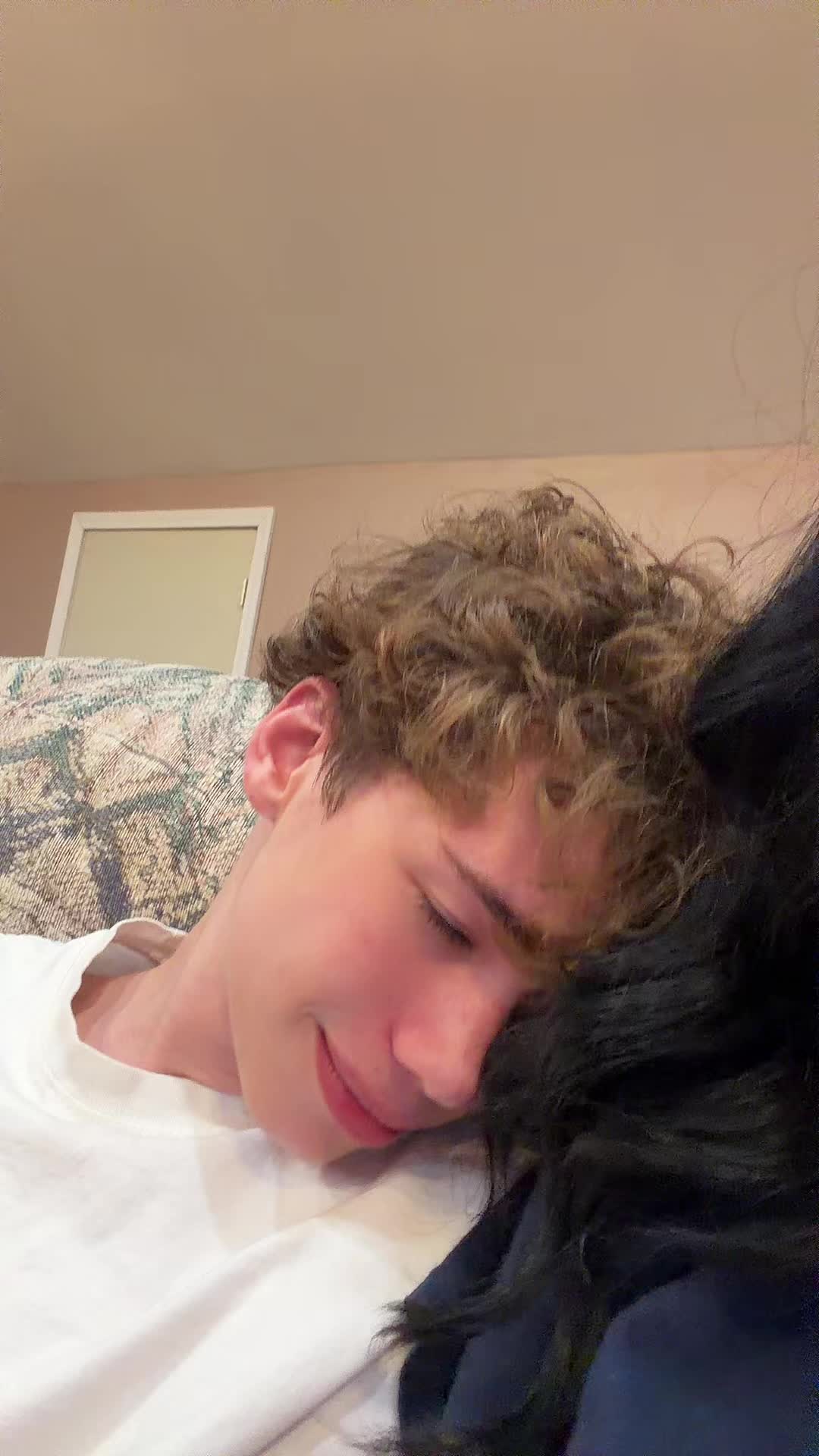 @Skylei🤍