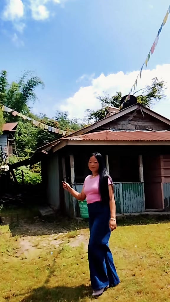 @Anupema limbu072