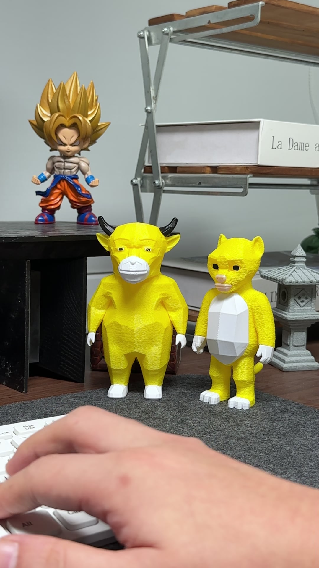 @Nikola Toy