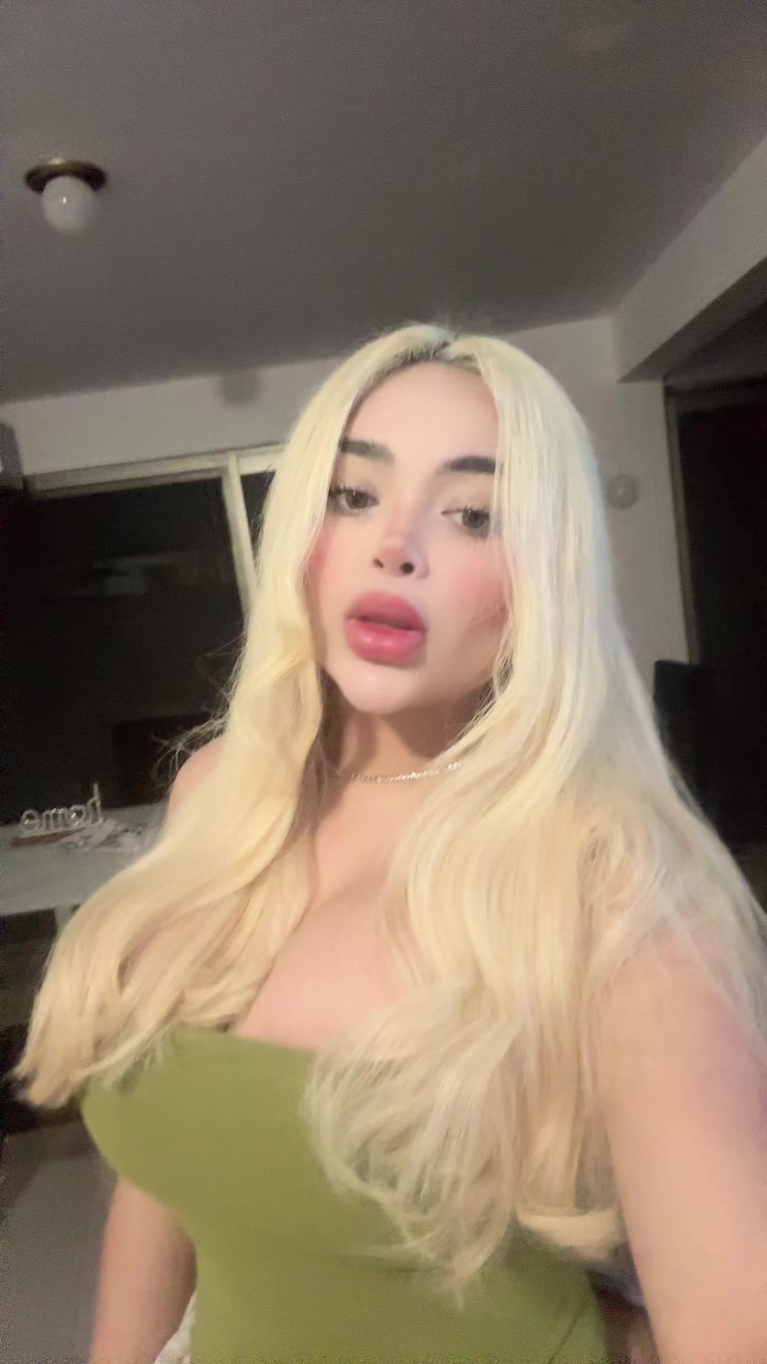 @1710lamu&ntilde;eca