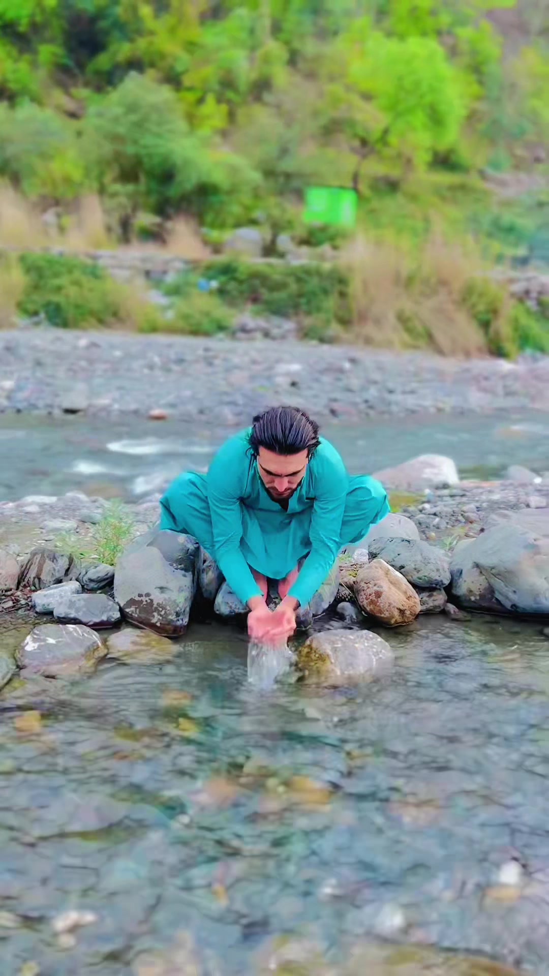 @Zubair pathan🤬