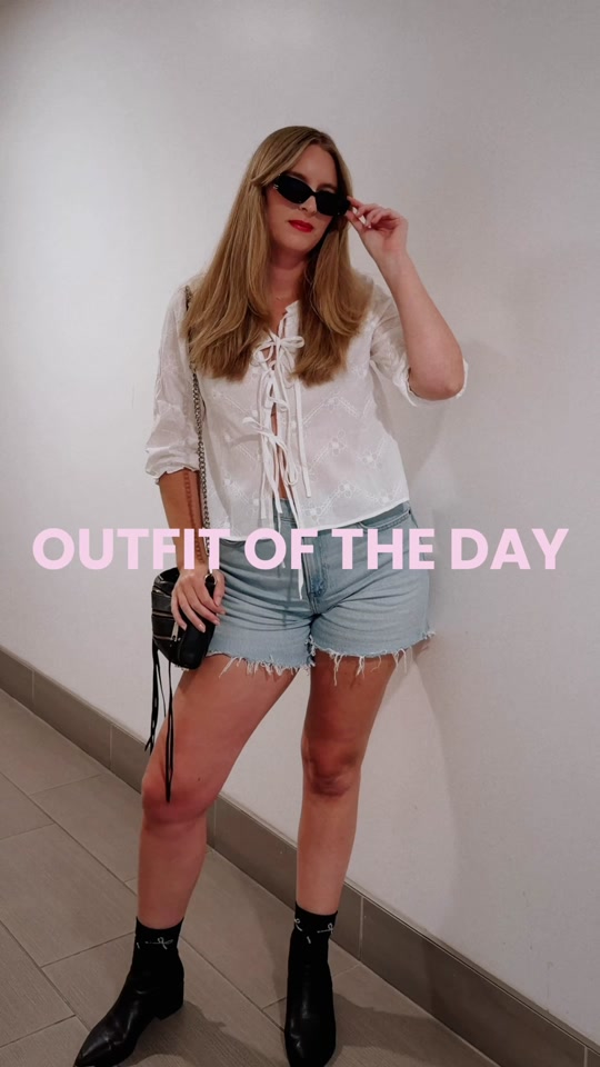 @Lindsey | Style + Pop Culture