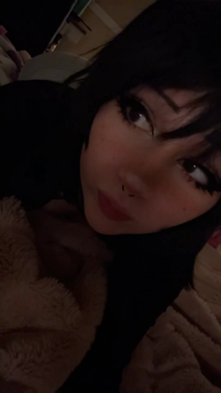 @alayna :3