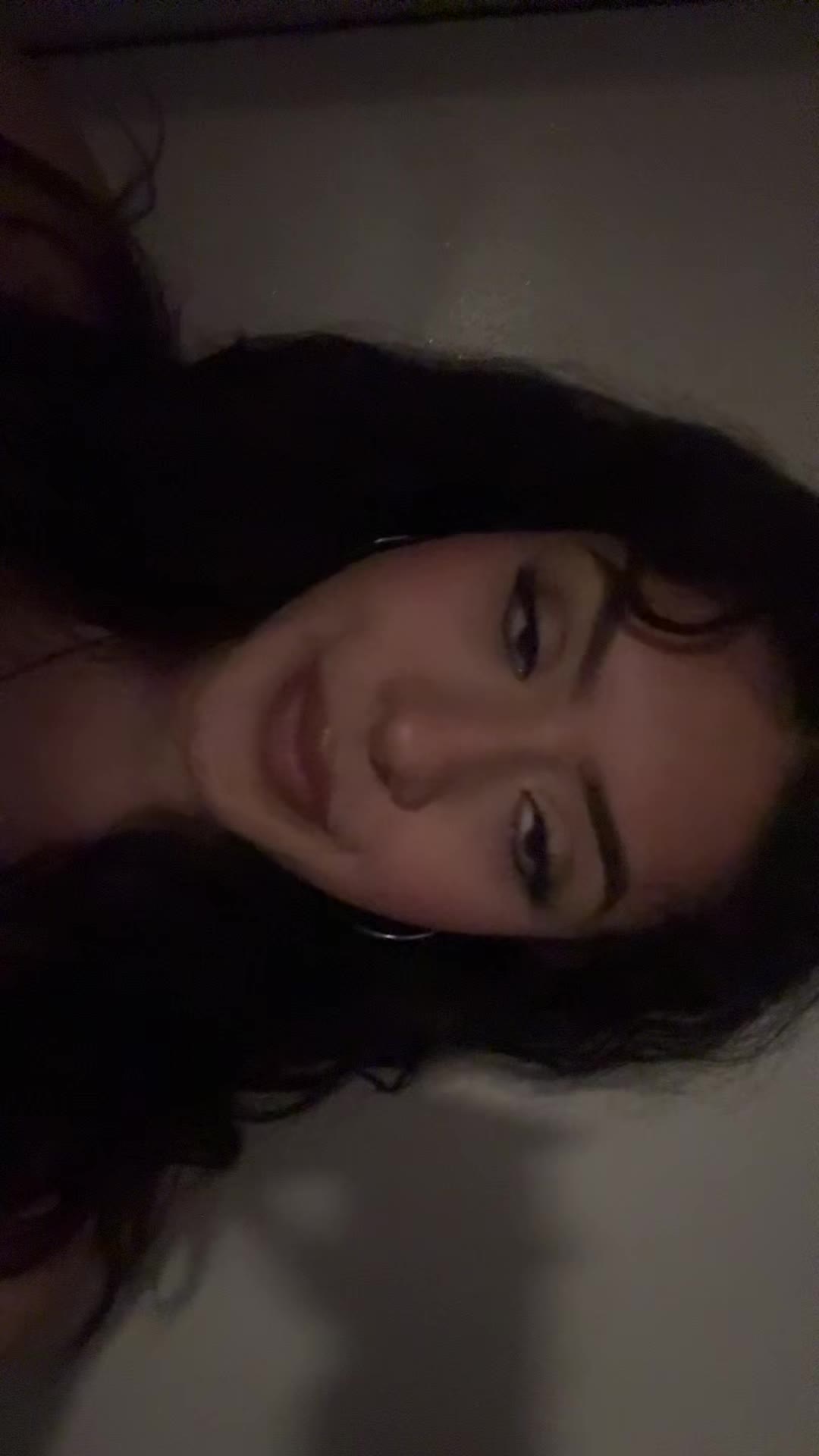 @Khloe