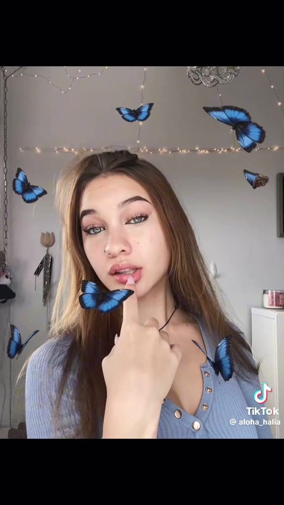 @throwbackhalia