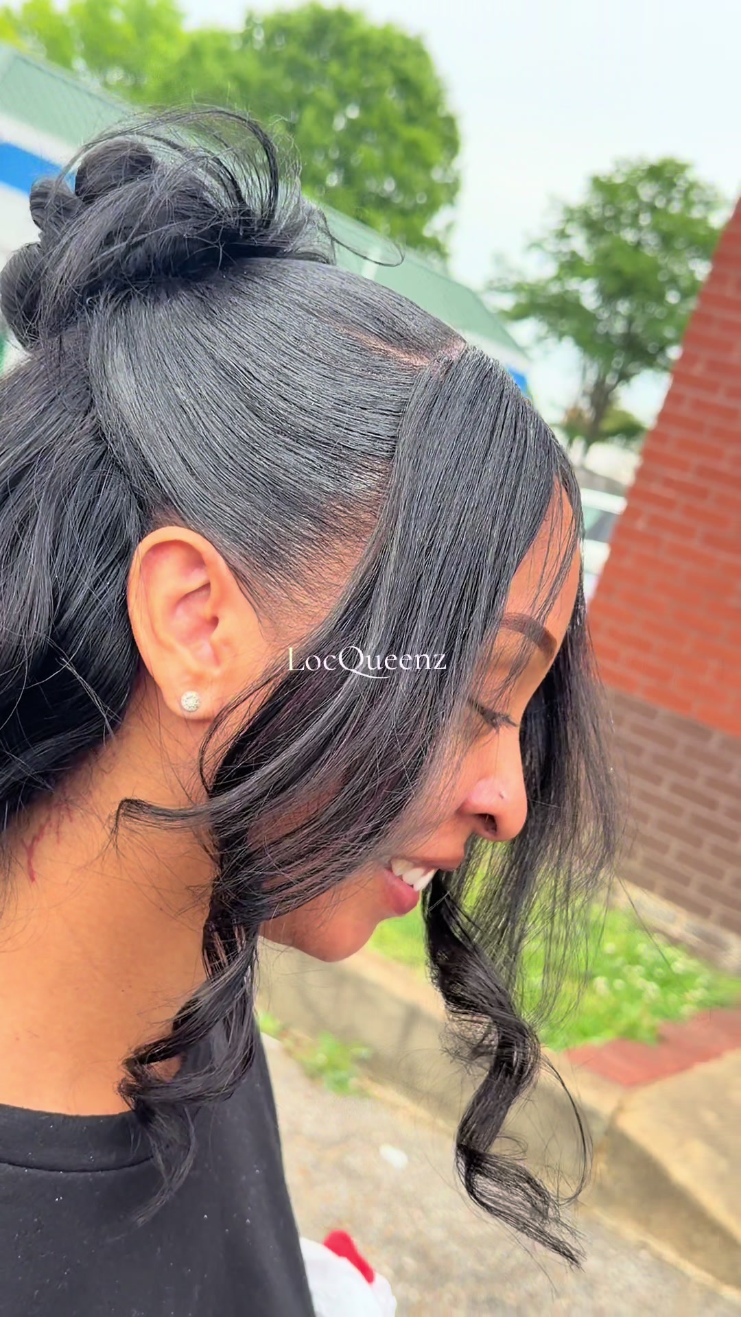 @LocQueenz Salon Memphis