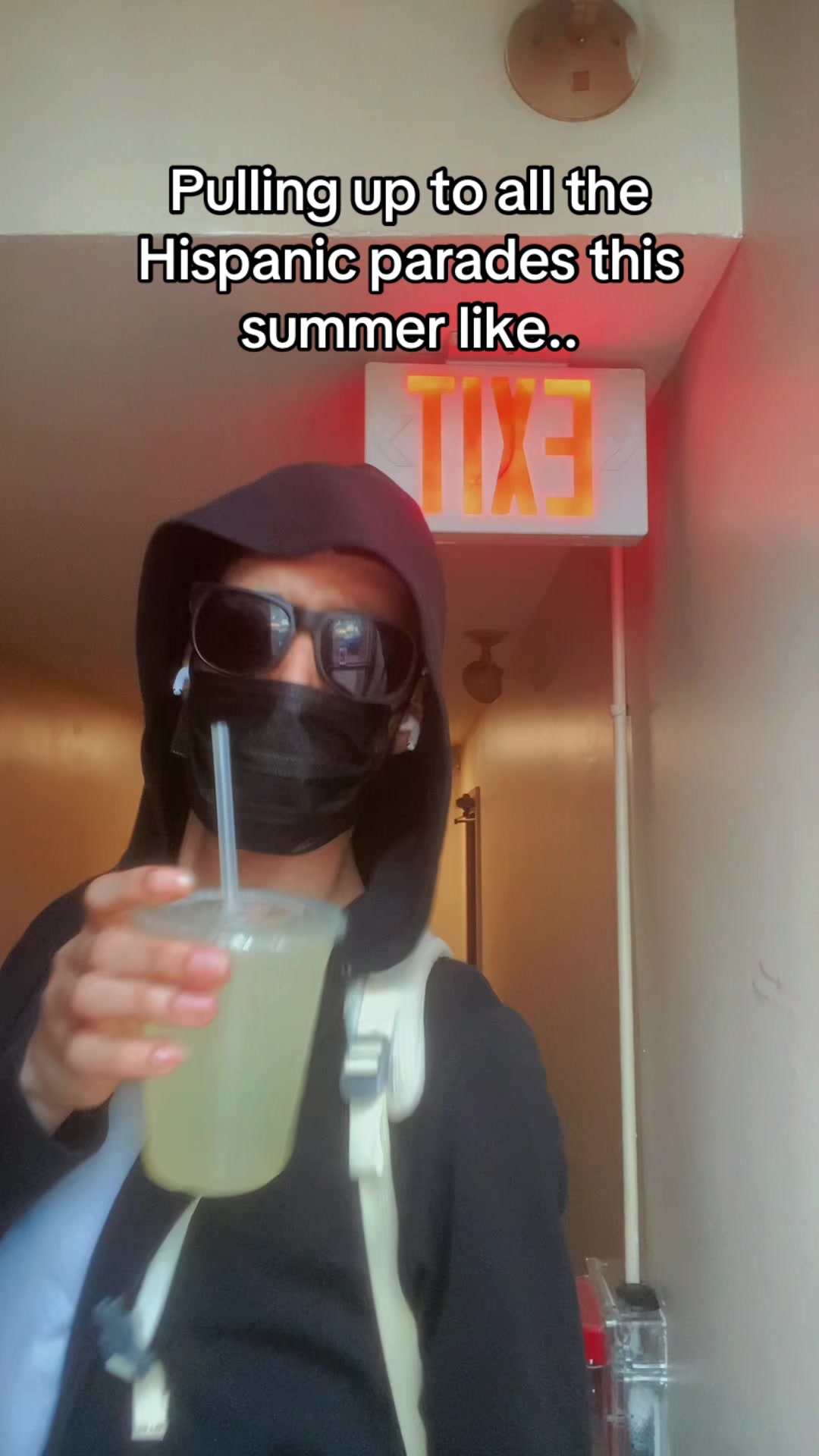 @Şłįvęř Şųřfęř🌊🏄🏽♂️