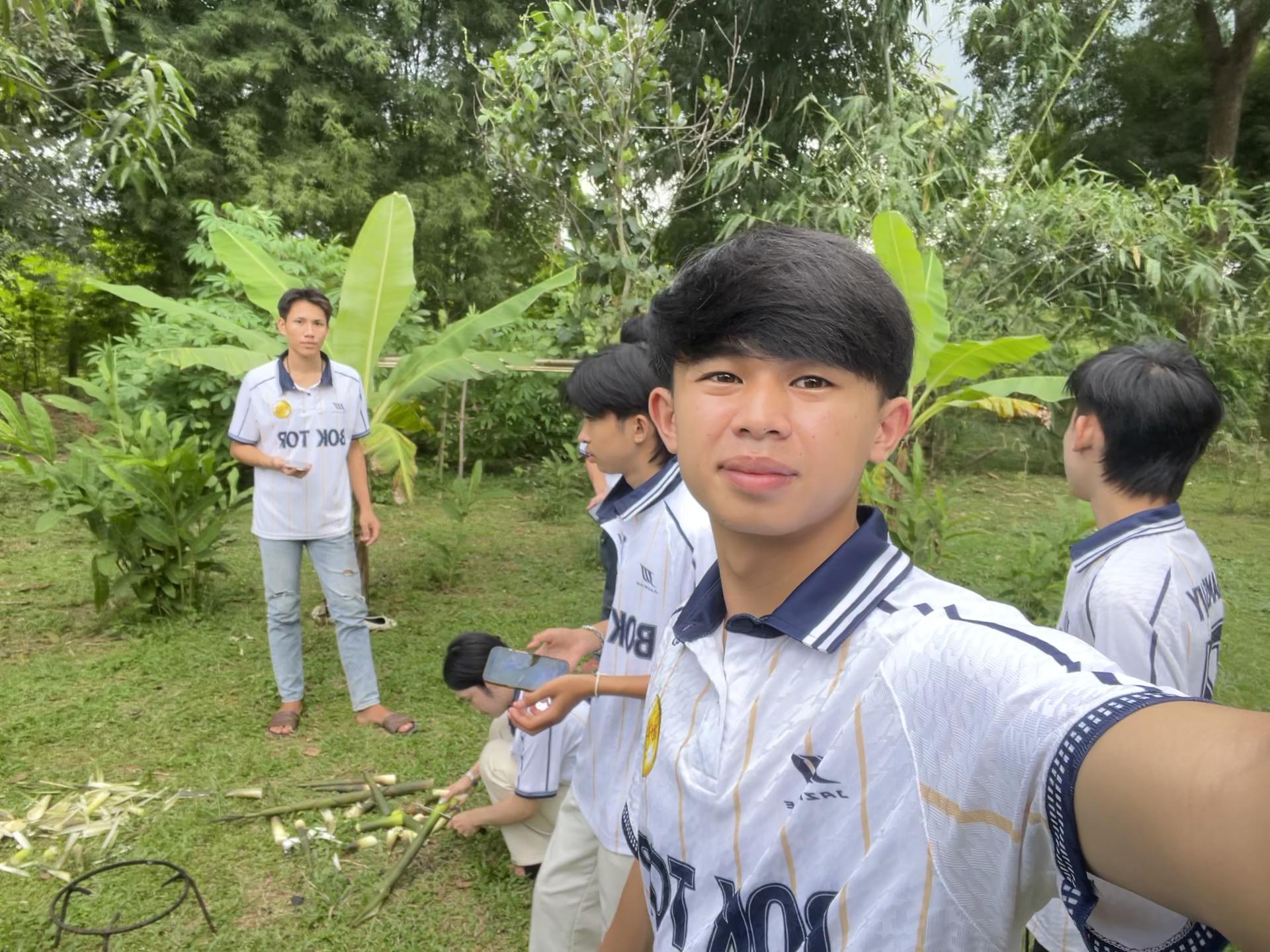 @ອ້າຍໂຊລາເຊວ