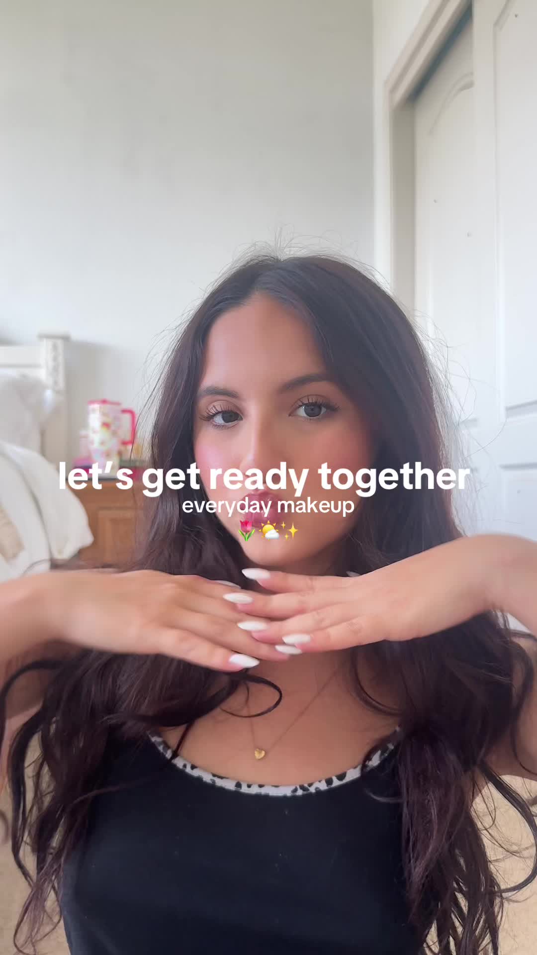 @viviannaayaviri