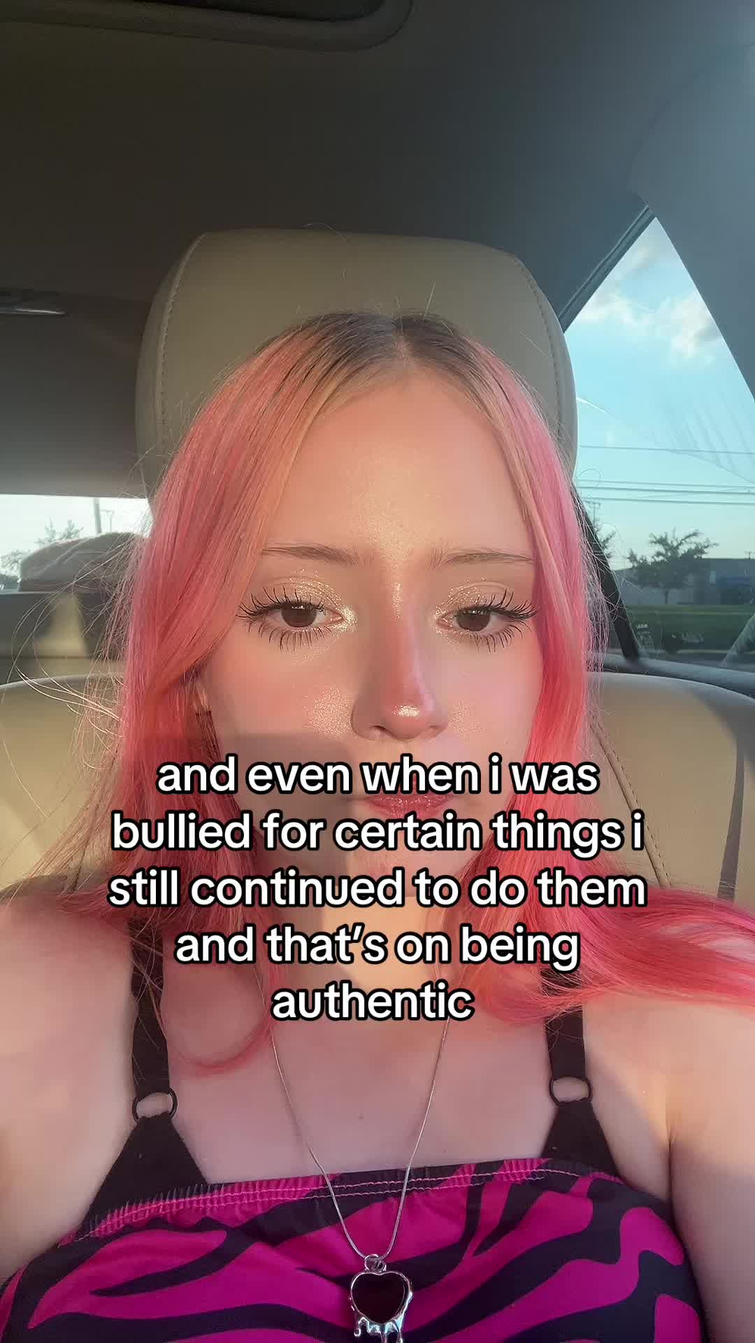 @*:・゚✧*:・゚✧
