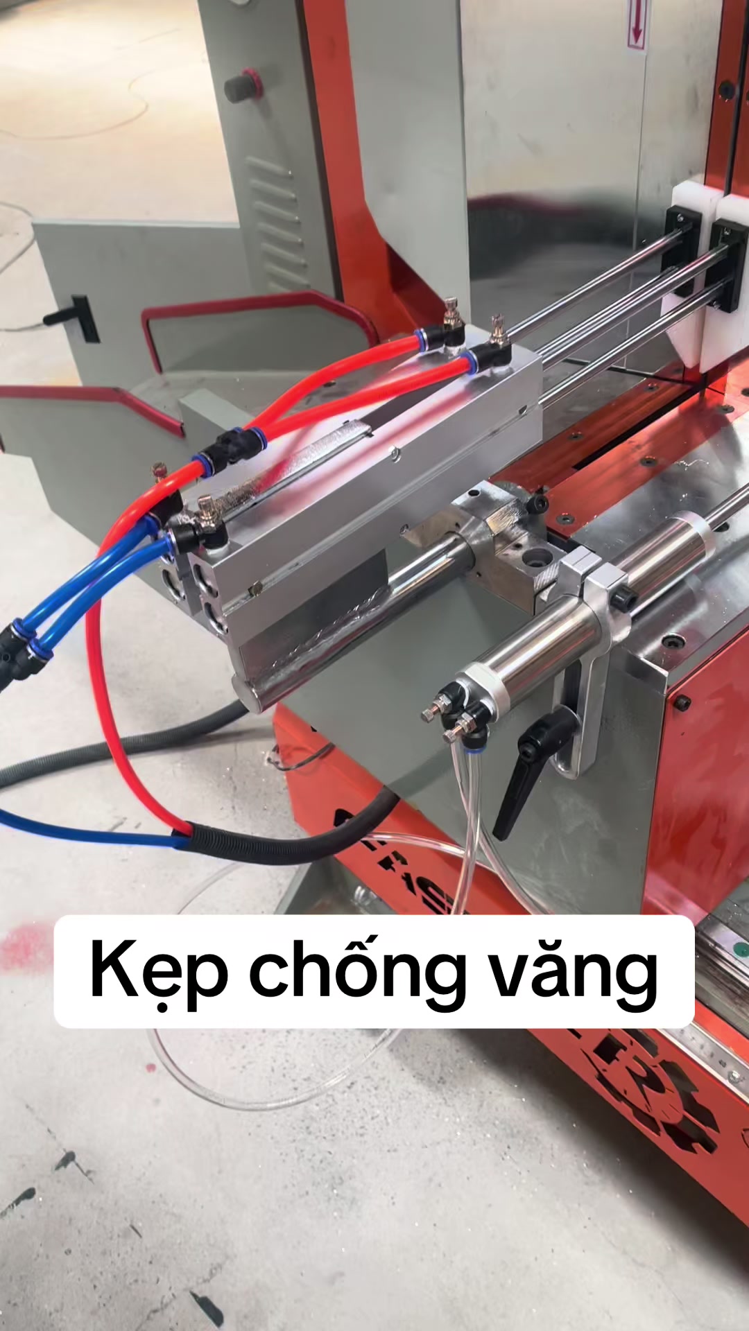 @Khu Máy Cắt Nhôm