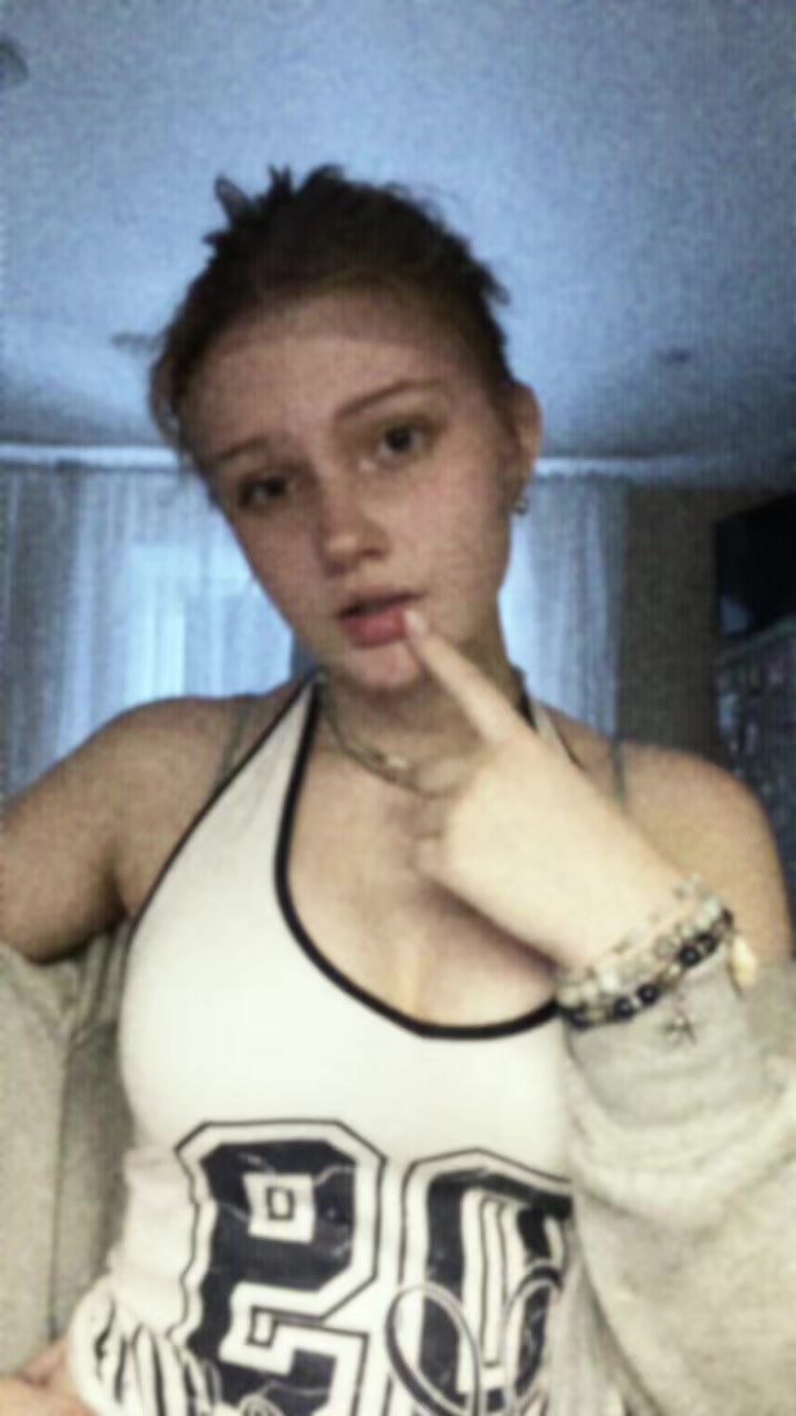 @⋆ ˚｡⋆𖤐𝒌𝒓𝒊𝒔𖤐⋆｡˚ ⋆
