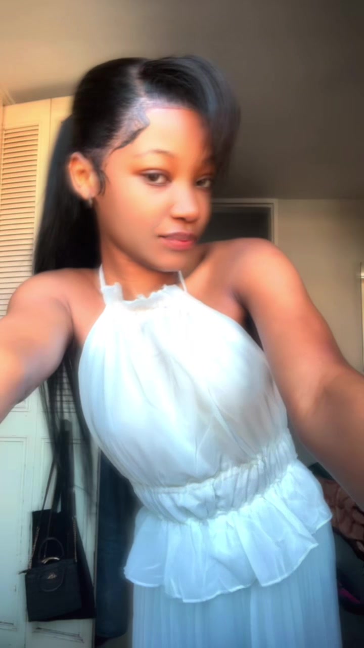 @Monalisa_mukwevho