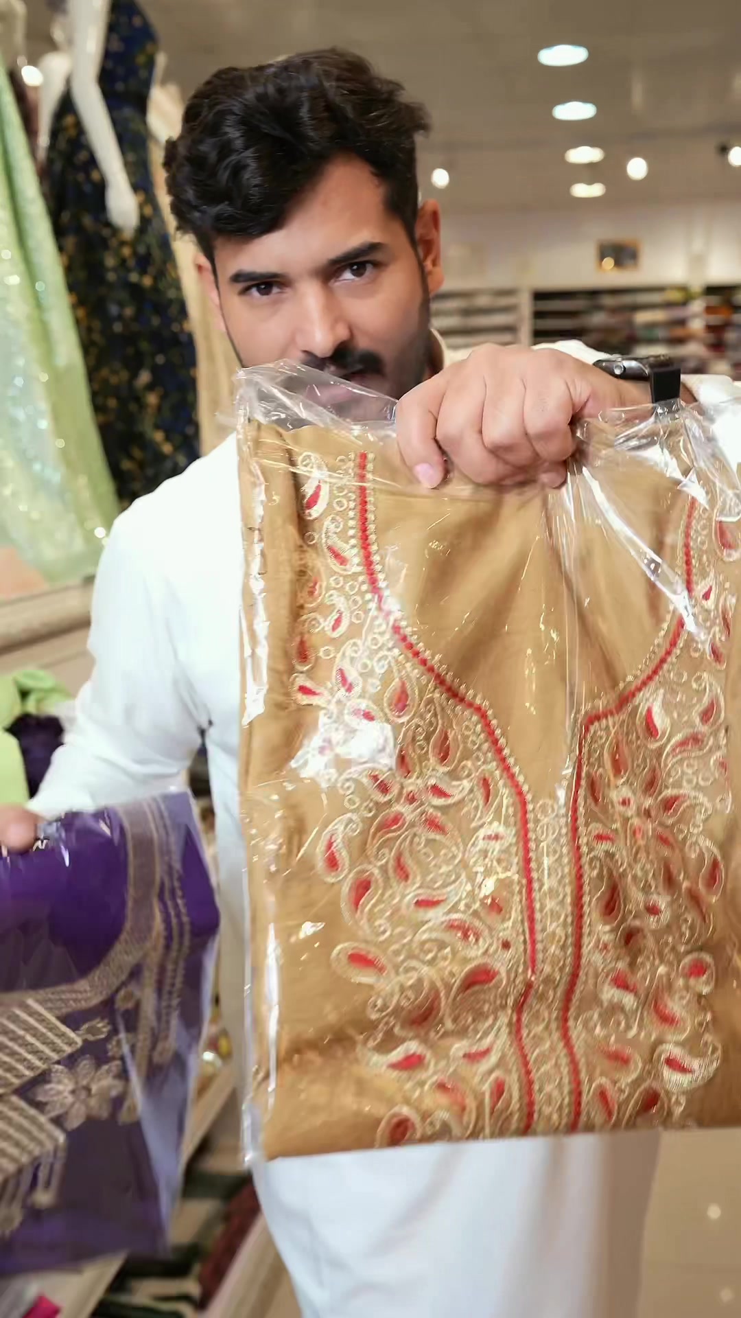 @دكان كتان للأقمشة والجلابيات💛