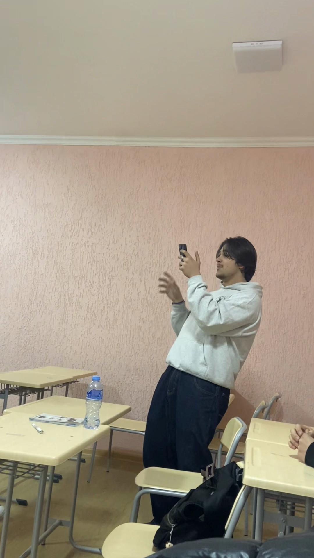 @Xl