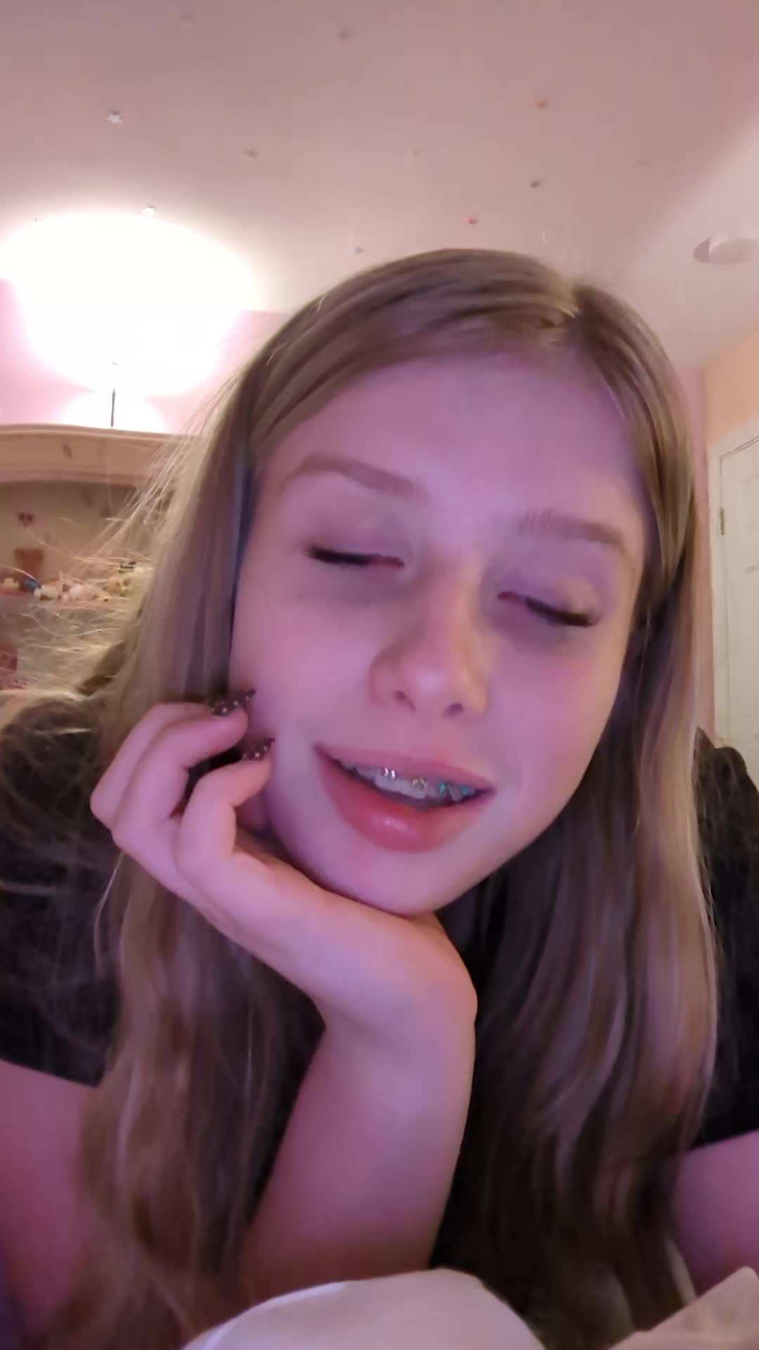 @🕊️