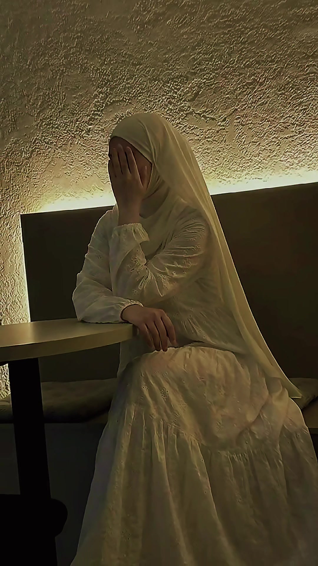 @๐ฉธSad girl ๐
