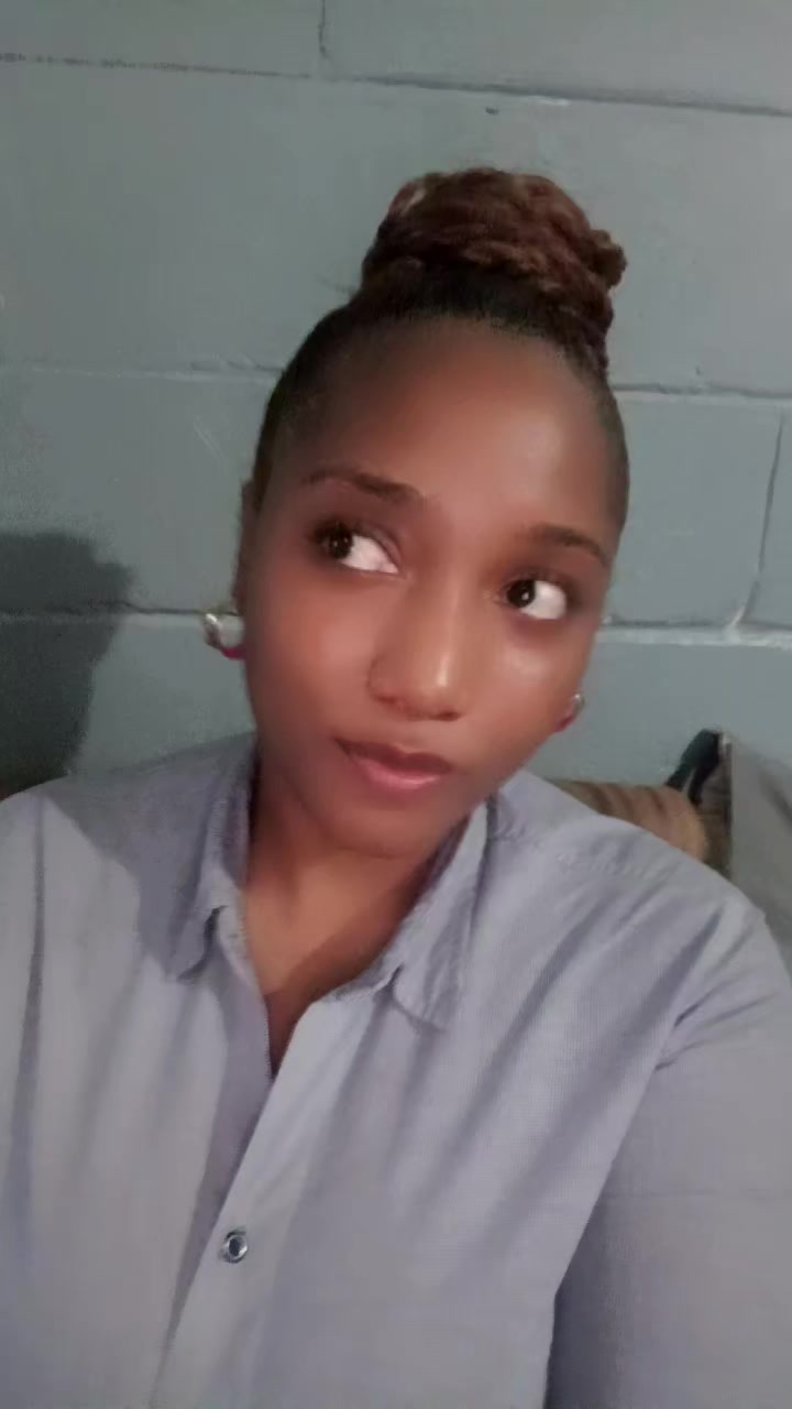 @MeshaElaine
