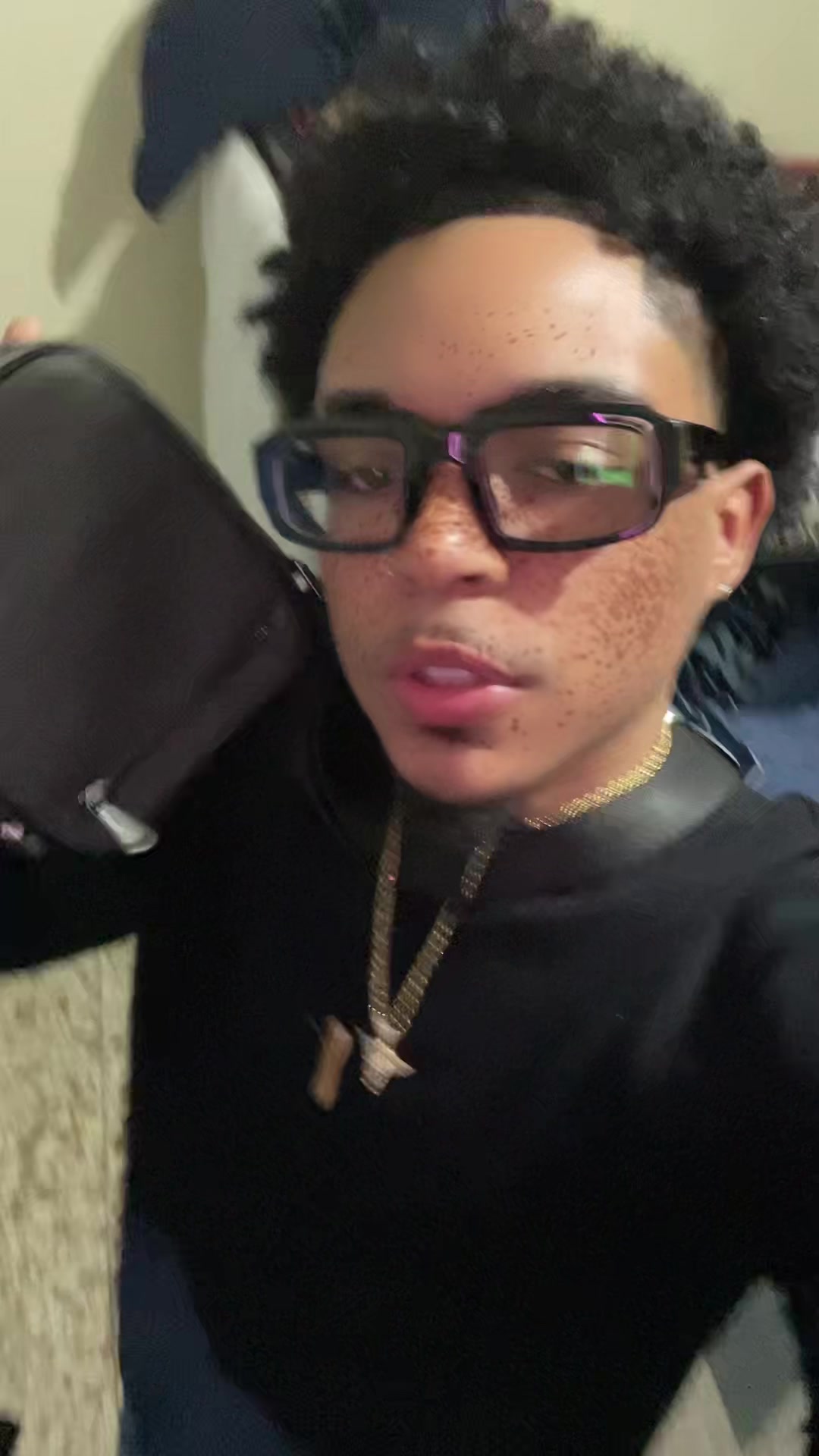@heychulon👑💋
