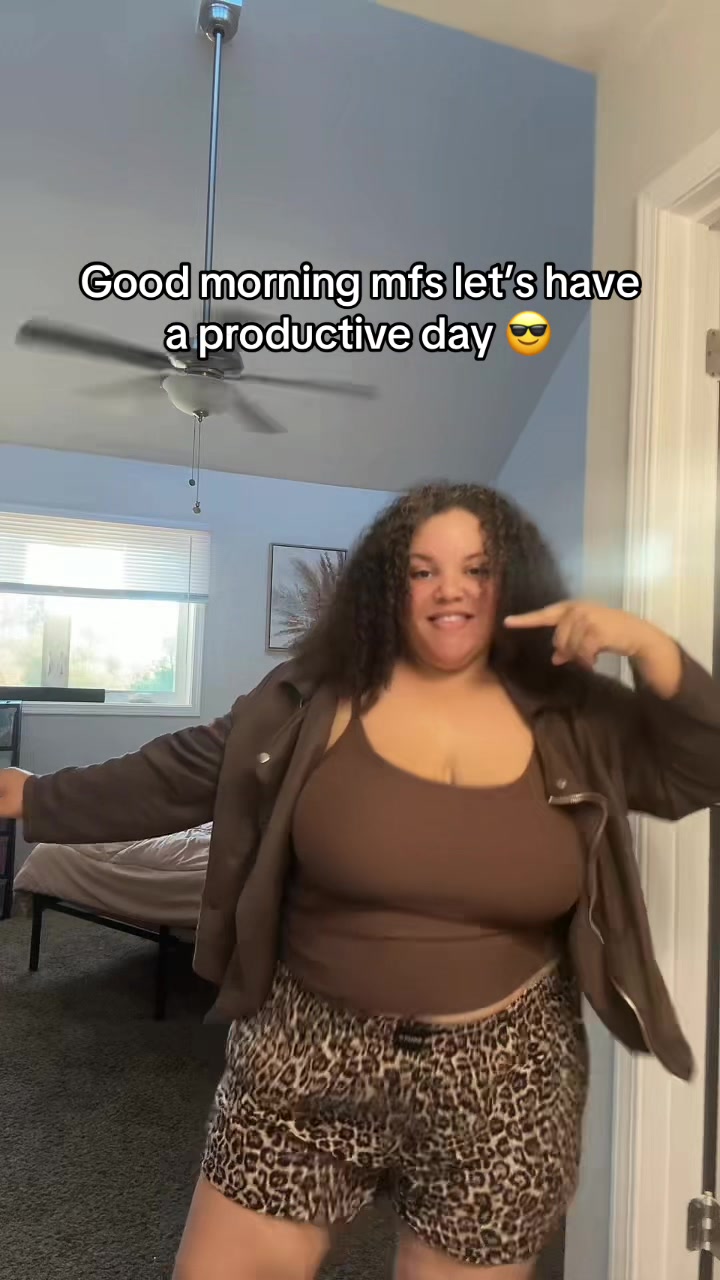 @Curly Bri