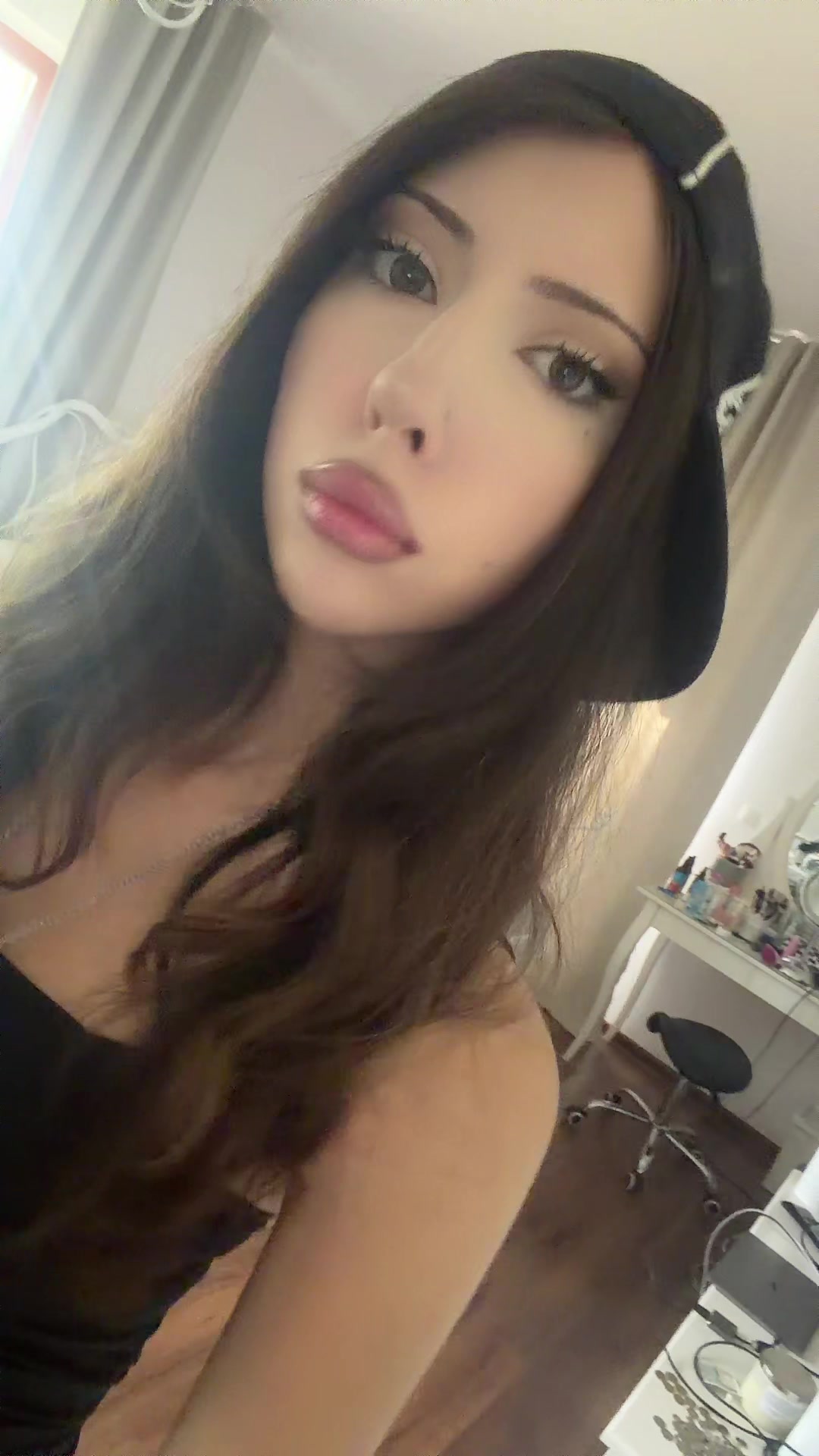 @Iza