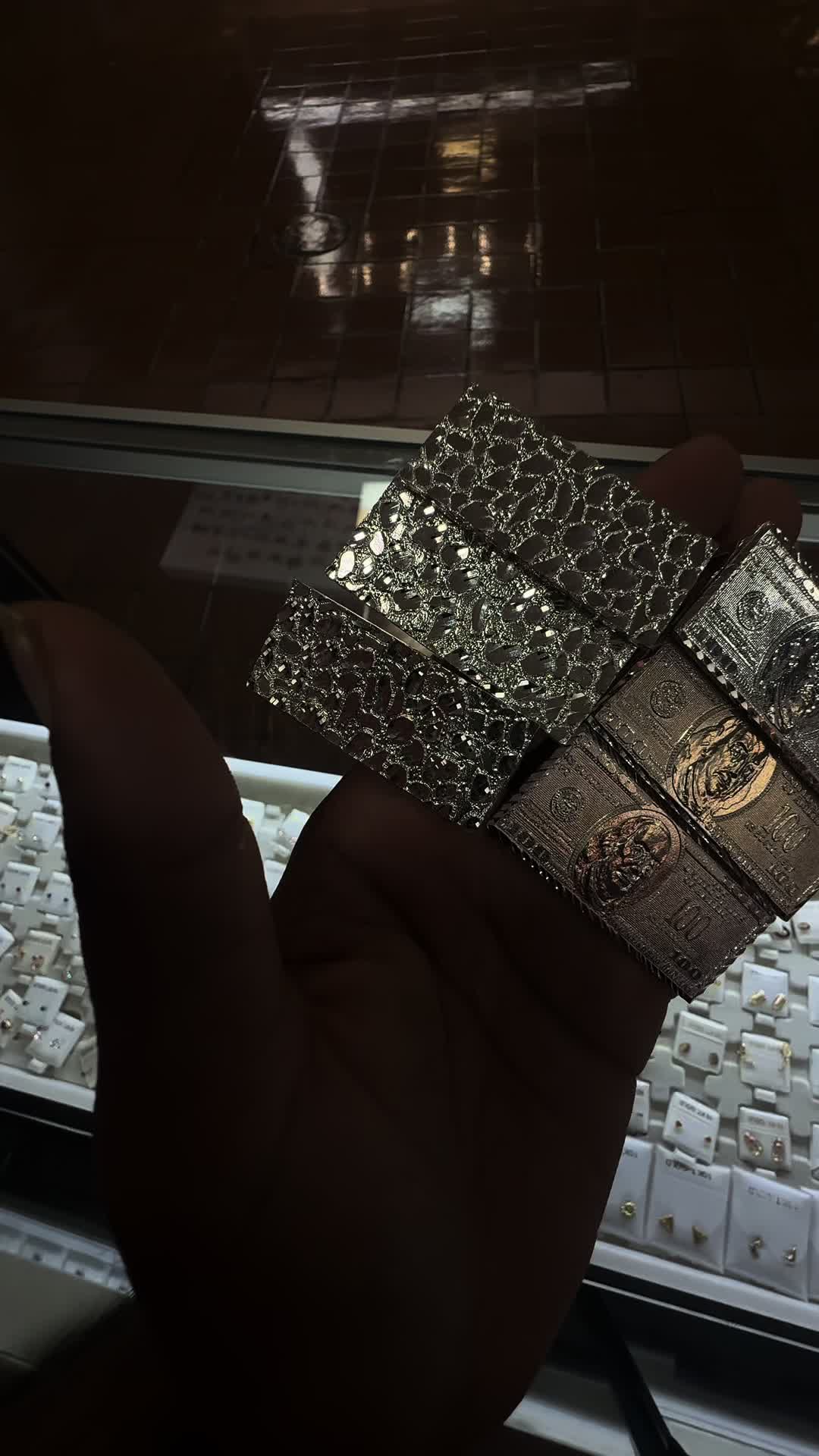 @AliJewelers