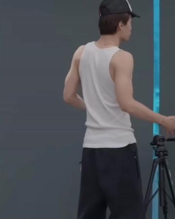 @sapphics4kai