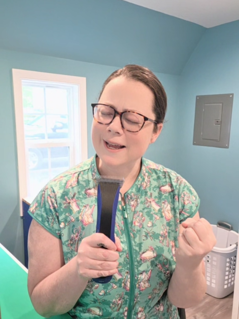 @ShookyDogGroomer-Rachel Shook