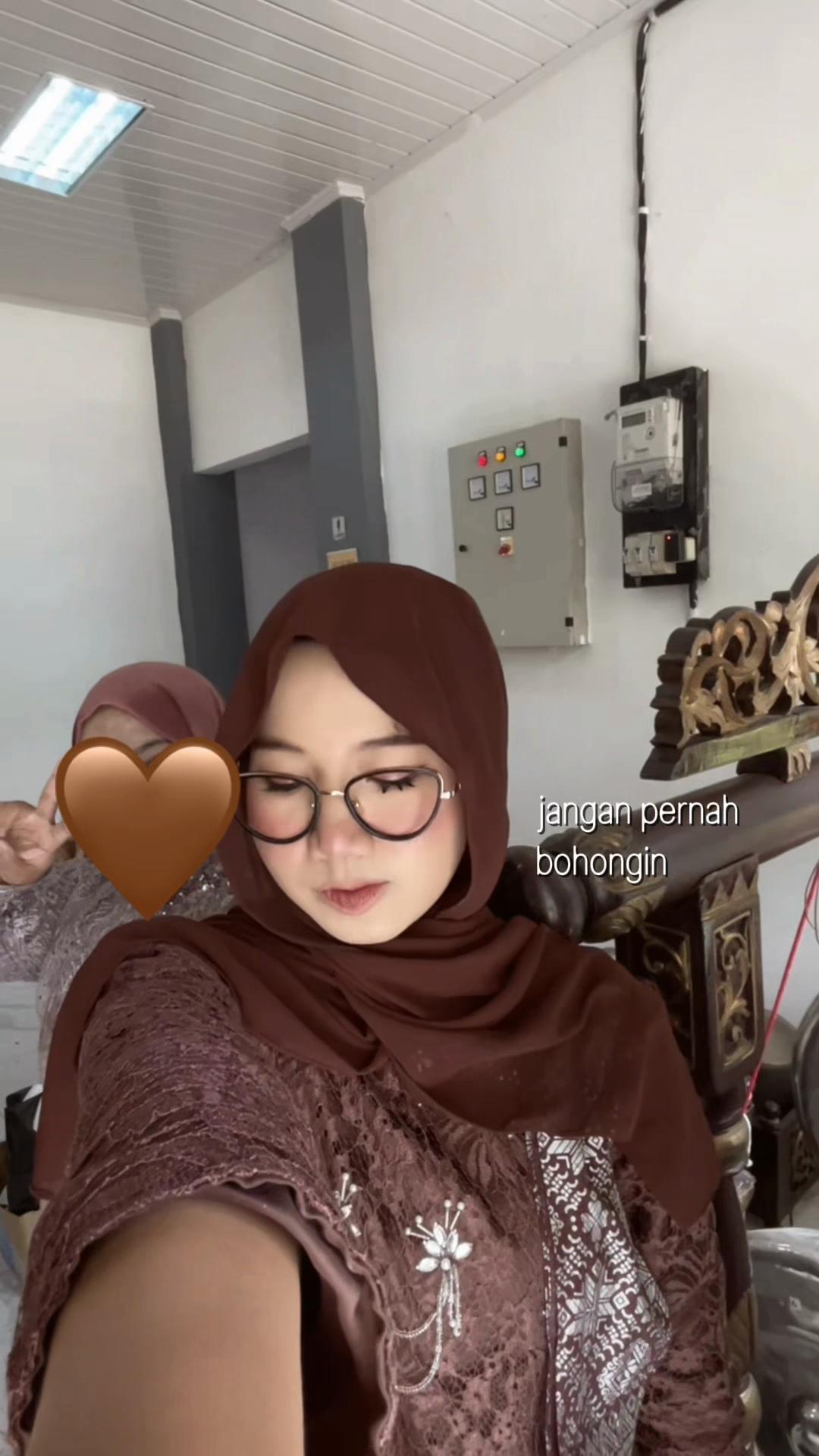 @ziza