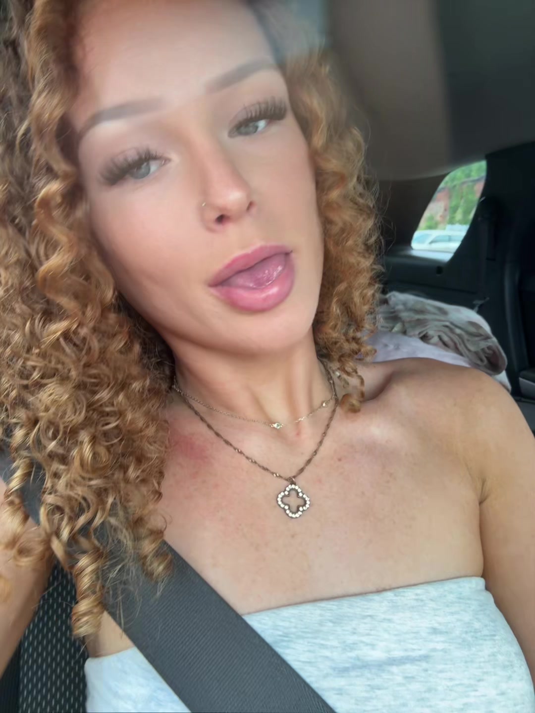 @𝔸𝕝𝕖𝕩𝕚𝕒♡︎
