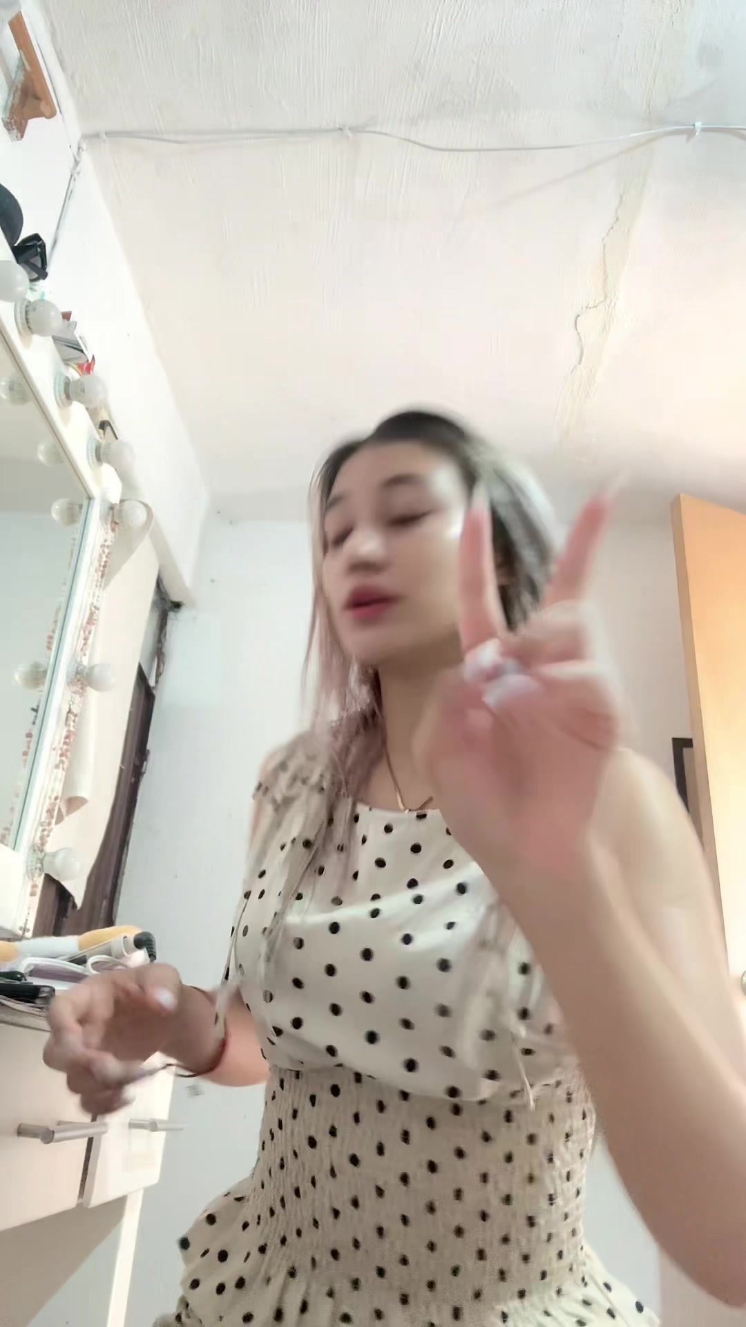 @Lelepoxy