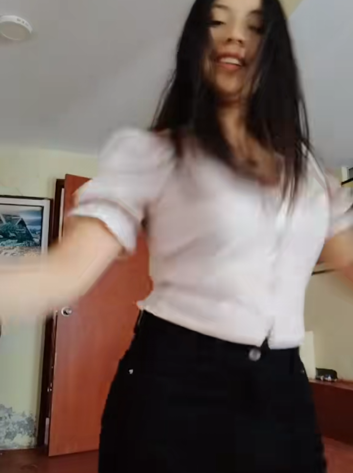 @Yåňëly