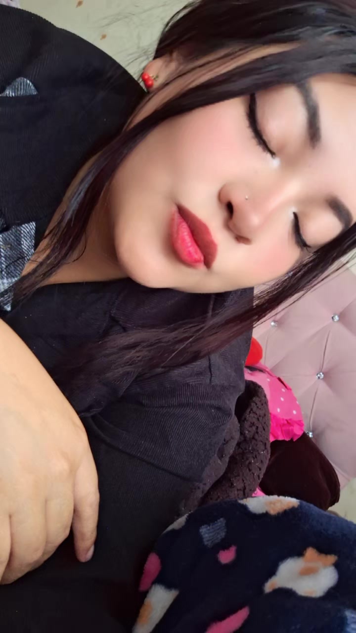 @Mirandita๐๐ซฆ