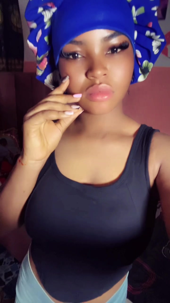 @M..🤍💜
