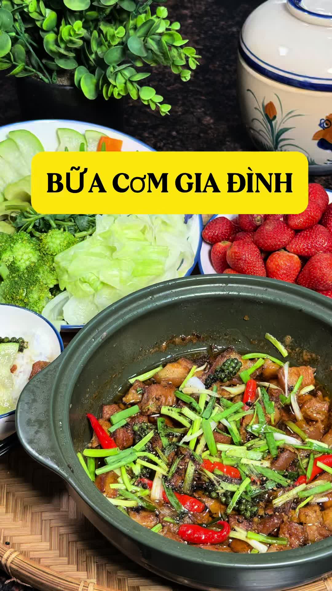 @SUNNY (B&Agrave; C&Ocirc; MIỀN T&Acirc;Y)