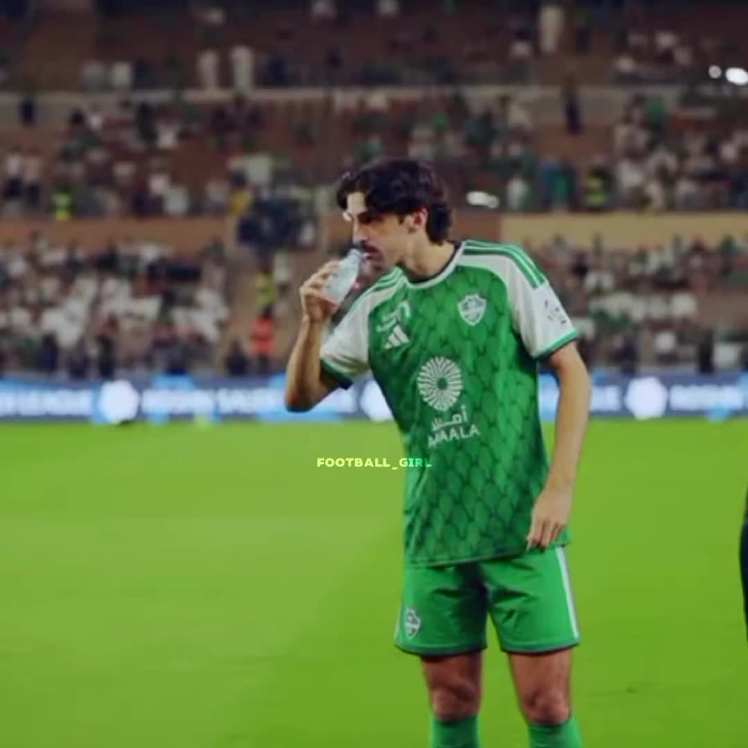 @ꜰᴏᴏᴛʙᴀʟʟ_ɢɪʀʟ 🇸🇾💚