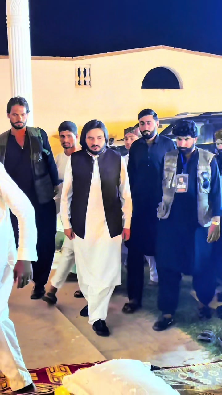 @🇵🇰sahibzada waqar sultan✅