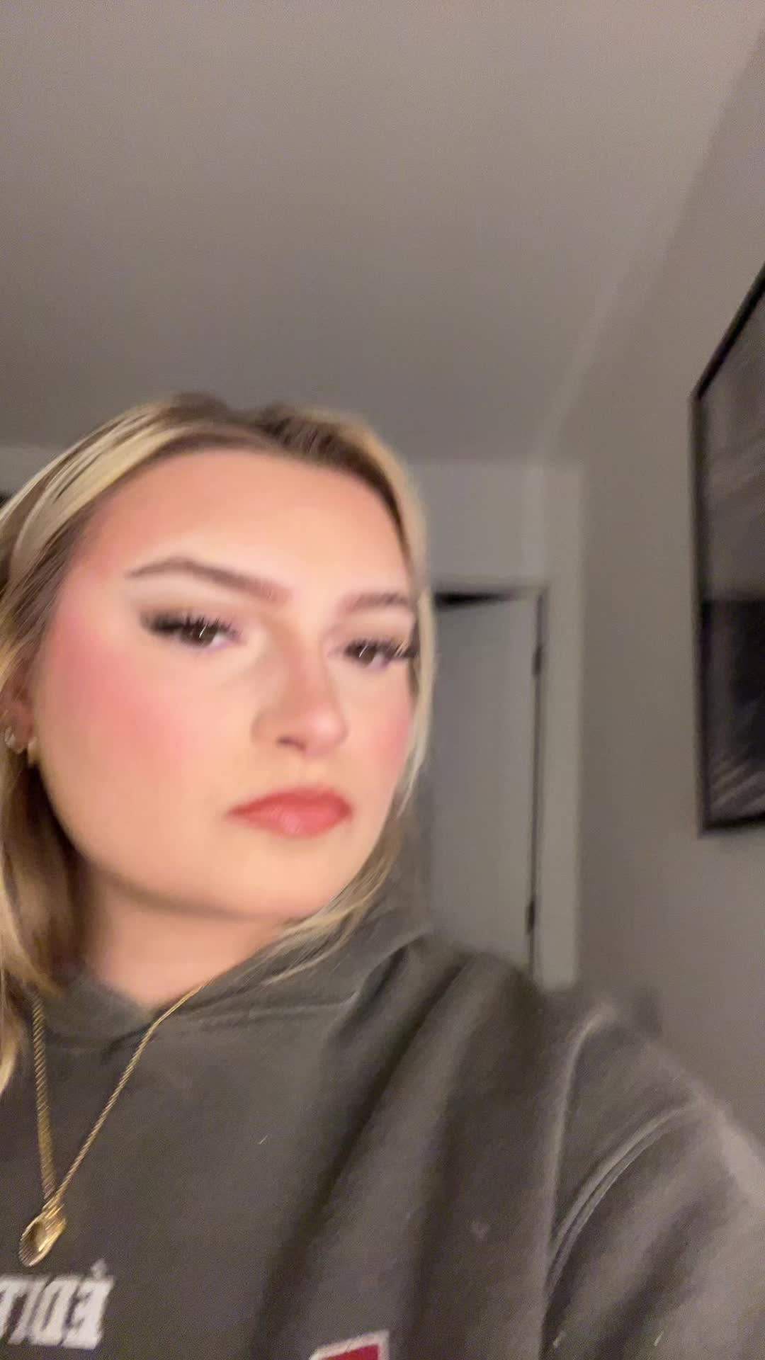 @ur moms gf ☹️